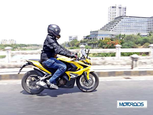 Bajaj Pulsar RS200 (48)