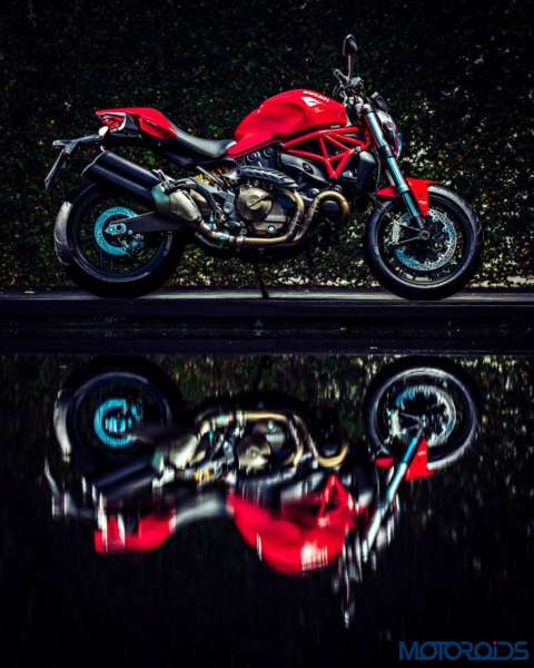 Ducati Monster 821 Review (31)