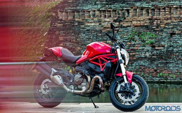 Ducati Monster 821 Review (54)