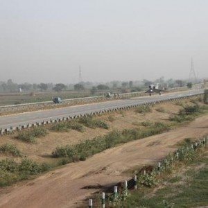 IAFs Mirage  fighter jet successfully lands on Yamuna Expressway