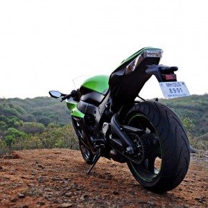 Kawasaki Ninja ZX R rear