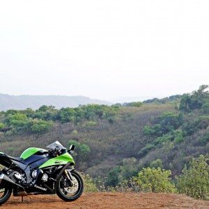 Kawasaki Ninja ZX R sidev iew