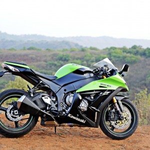 Kawasaki Ninja ZX R sidev iew