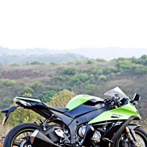 Kawasaki Ninja ZX R sidev iew