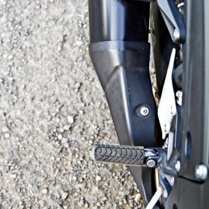 Kawasaki Ninja ZX r footpegs