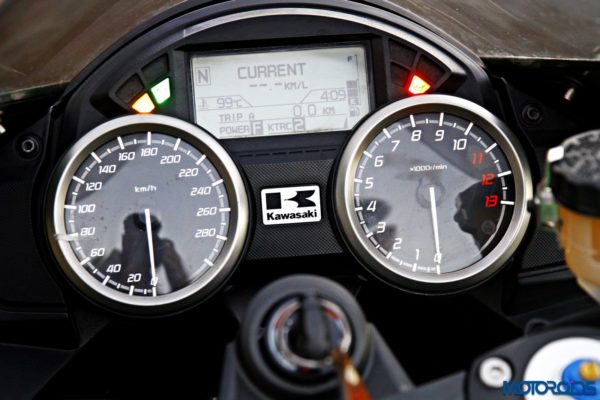 Kawasaki Ninja ZX-14r instrumentation(19)