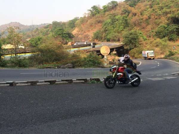 Mahindra-Mojo-300-new-Spy-shot