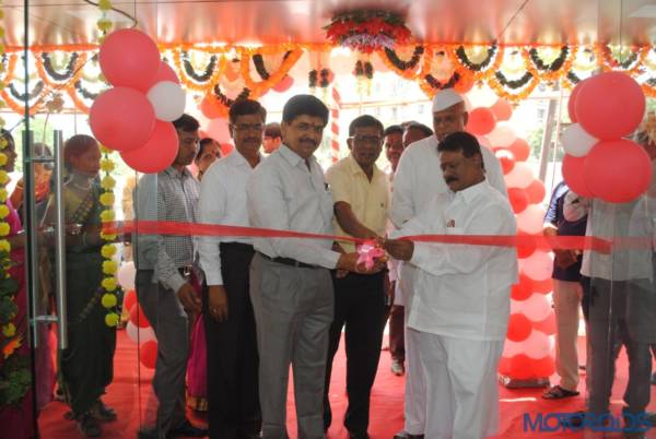Mahindra Two Wheelers_New Pune Dealership_Inauguration (1)