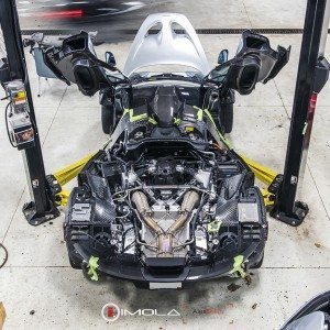 Mclaren P stripped for bulb replacement