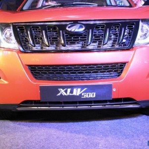 New Age Mahindra XUV high