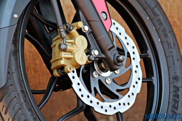 New Bajaj Pulsar AS150-AS200 Review - AS150 - Details - Front Disc Brake