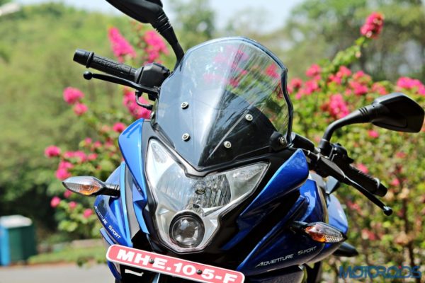 New Bajaj Pulsar AS150-AS200 Review - AS200 - Details - Front (4)