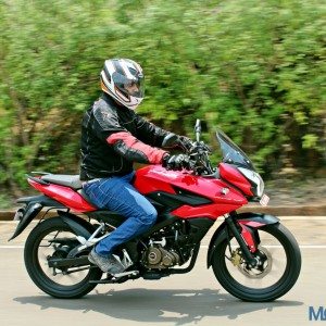 New Bajaj Pulsar AS AS Review Action Shots