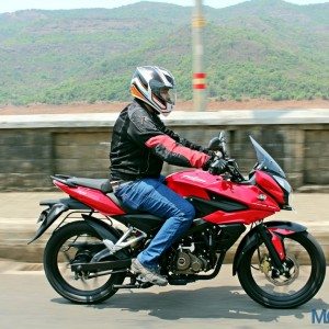 New Bajaj Pulsar AS AS Review Action Shots