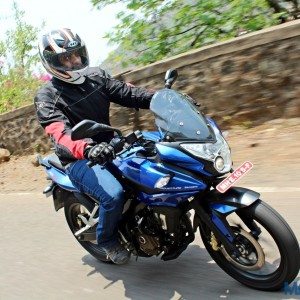 New Bajaj Pulsar AS AS Review Action Shots