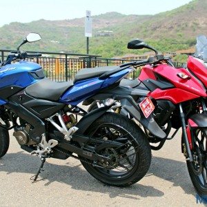 New Bajaj Pulsar AS AS Review Static Shots