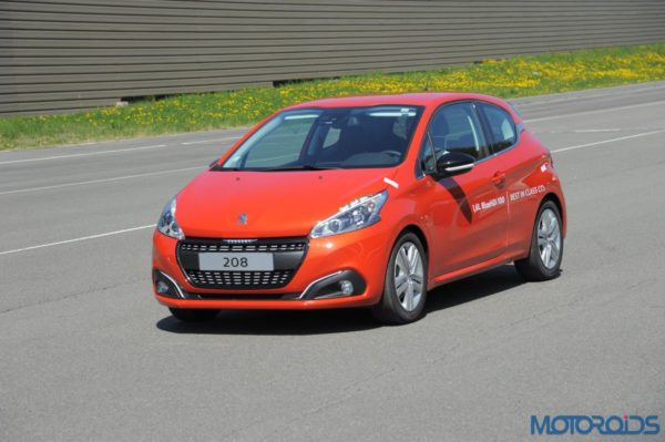 Peugeot 208 with BlueHDi Diesel engine - 2