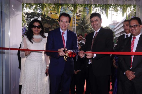 Volkswagen opens new dealership in Mumbai (1)