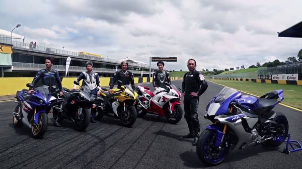 Yamaha YZF-R1 - Project Leaders Celebrate Evolution Of R1 - 1