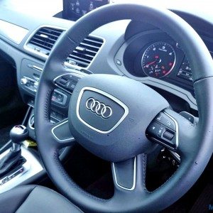 Audi Q  TDI Quattro steering