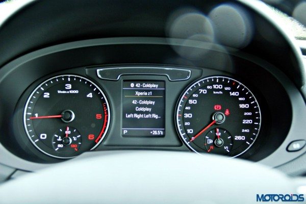 2015 Audi Q3 Driver information display(69)
