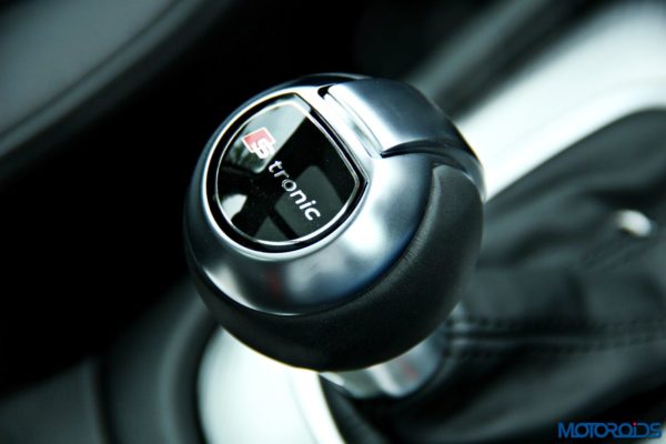 2015 Audi Q3 S-Tronic gear selector(84)