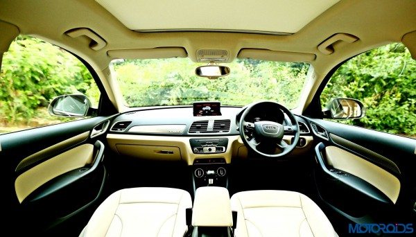 2015 Audi Q3 cabin view(31)