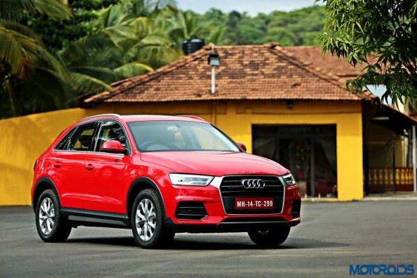 2015 Audi Q3 front right three quarters(16)