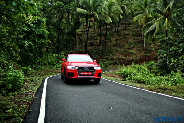 2015 Audi Q3 static images(38)