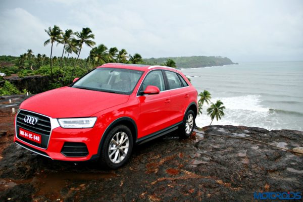 2015 Audi Q3 static images(44)