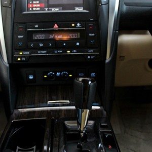 Toyota Camry Hybrid interior