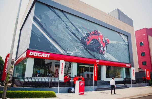 AMP Superbikes - Largest Ducati Store in the World - 1