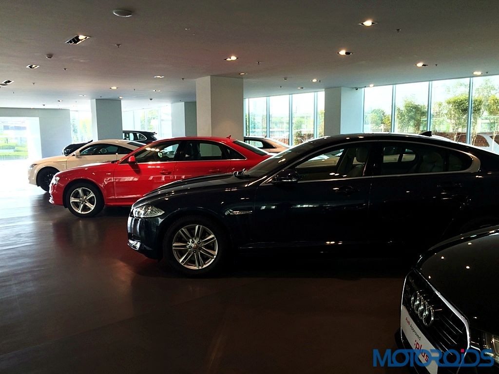 Audi Approved Plus; Jaguar XF (1)