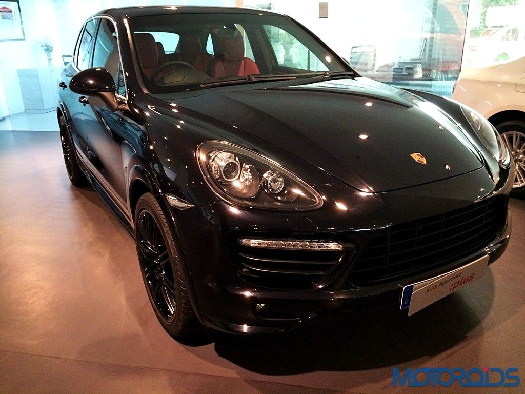 Audi Approved Plus; Porsche Cayenne GTS (6)