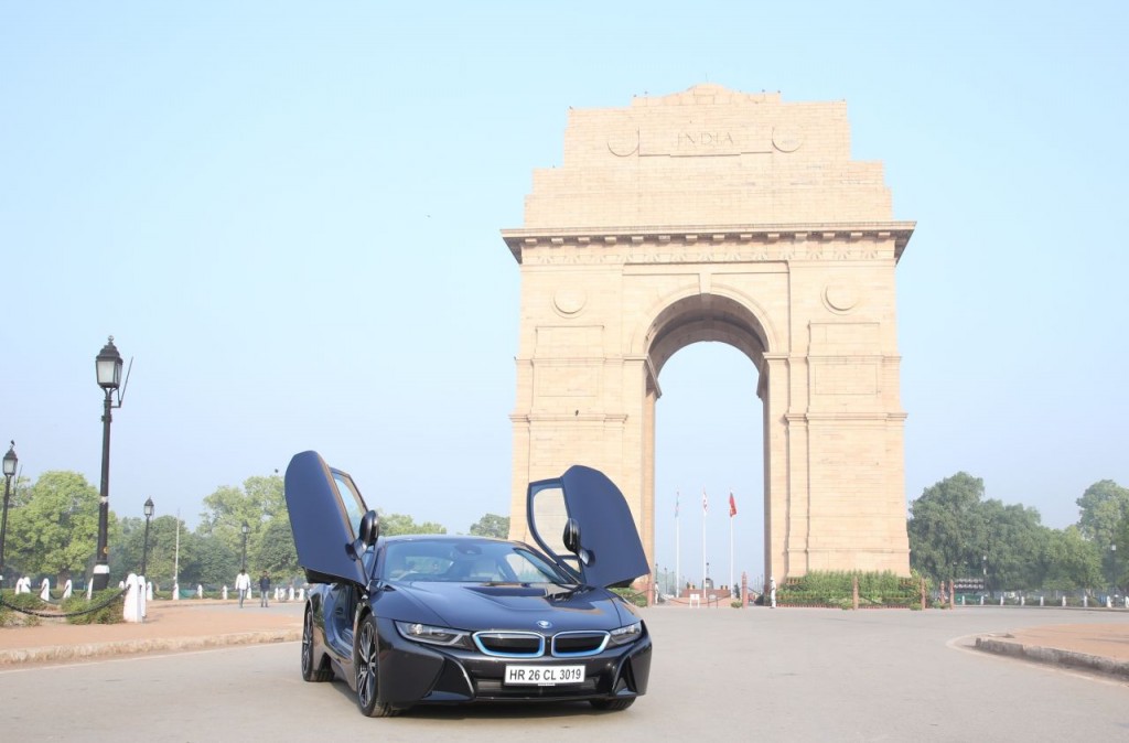 BMW i8 celebrates World Environment Day - Fame India Eco Drive (1)