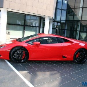 Casey Stoner Visits Lamborghini Automobili