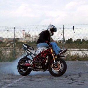 Crazy bike stunts Sarah Lezito