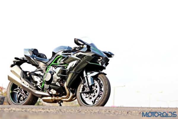 Kawasaki Ninja H2  - Owner Review - Studio5 Images (8)