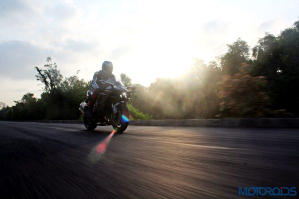 Kawasaki Ninja H2 - Ownership Review - Action Shots (27)