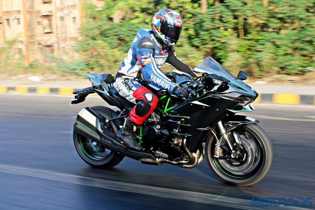 Kawasaki Ninja H2 - Ownership Review - Action Shots (41)