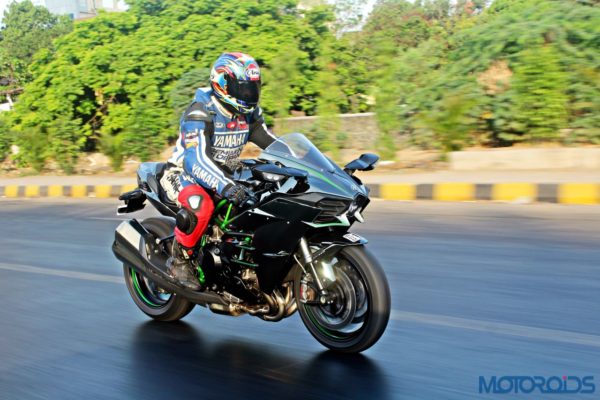 Kawasaki Ninja H2 - Ownership Review - Action Shots (44)