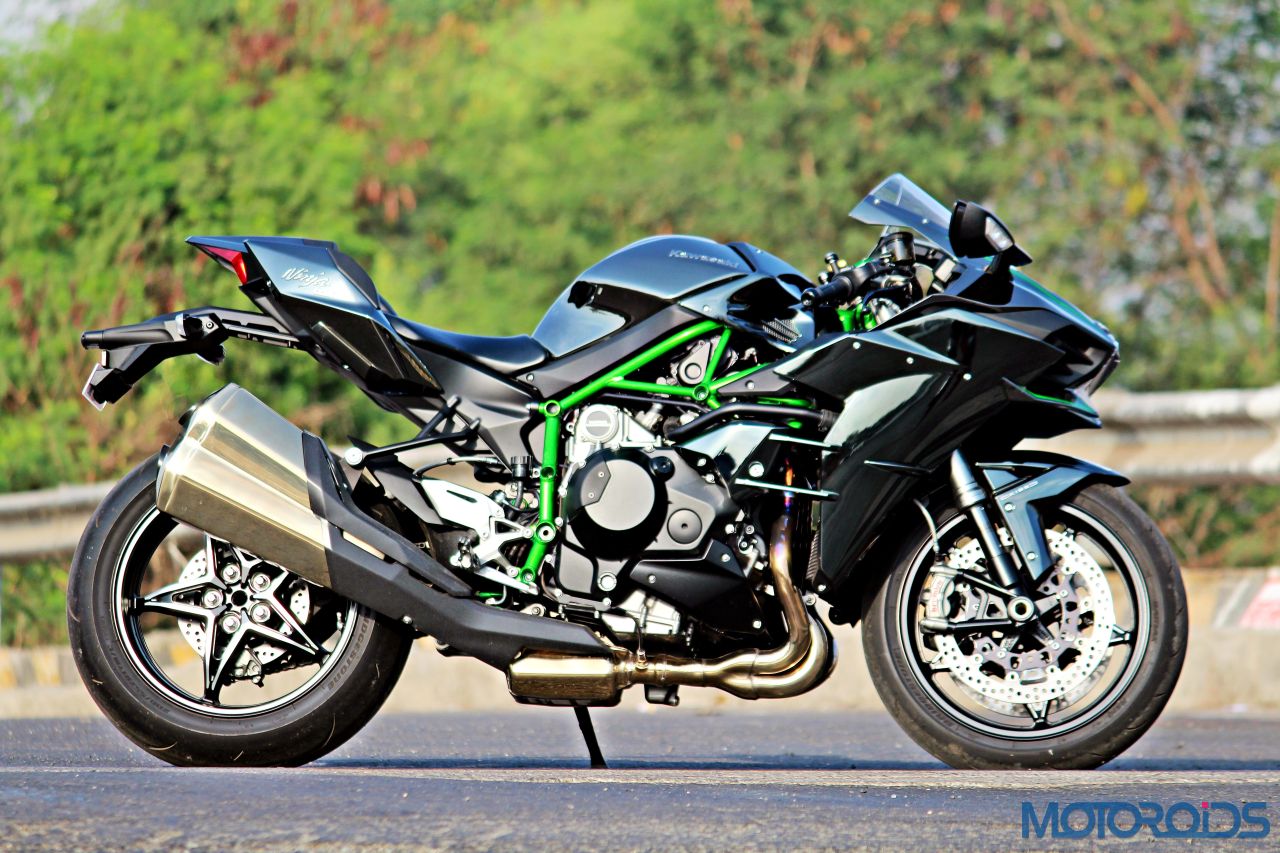 Kawasaki Ninja H2 - Ownership Review - Static Shots - Side (10)