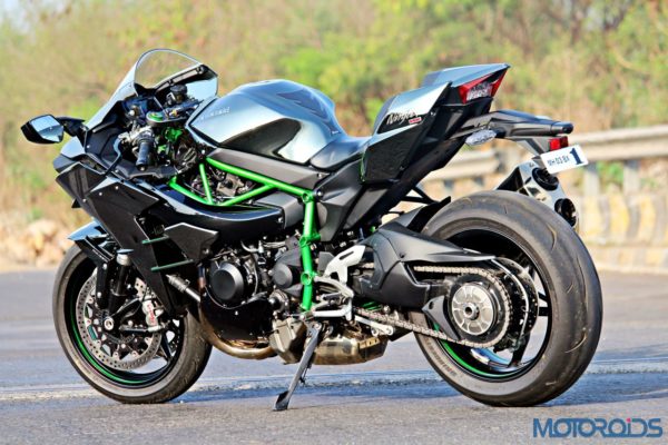 Kawasaki Ninja H2 - Ownership Review - Static Shots - Side (5)