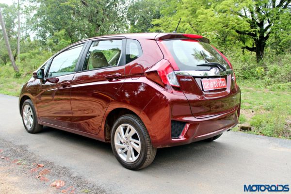 New 2015 Honda Jazz maroon (1)