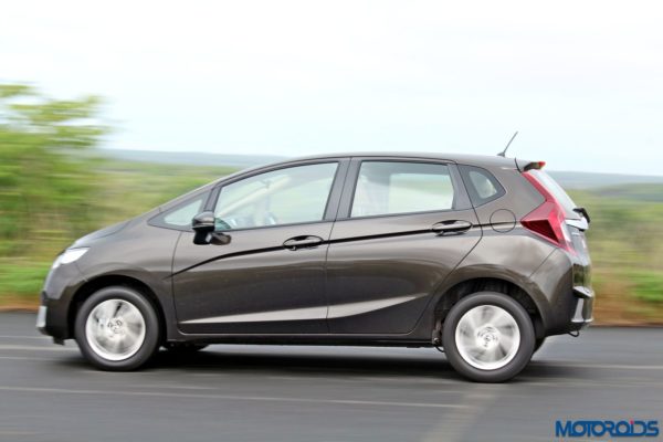 New 2015 Honda Jazz side  (5)