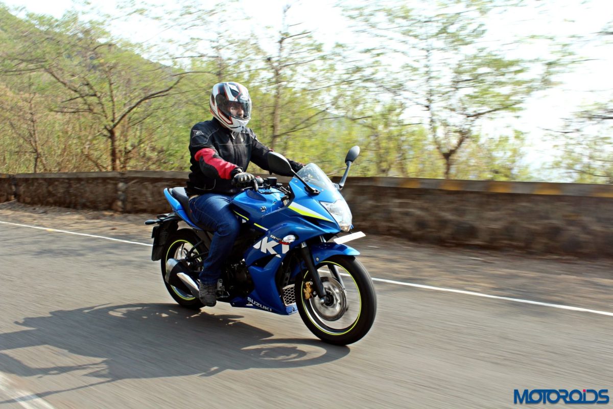 Suzuki Gixxer SF action front