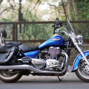 Triumph Thunderbird LT profile