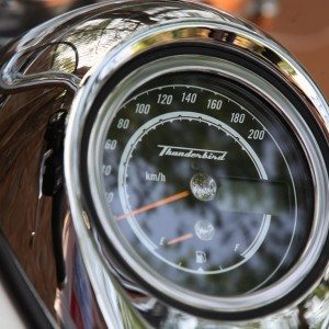 Triumph Thunderbird LT speedo