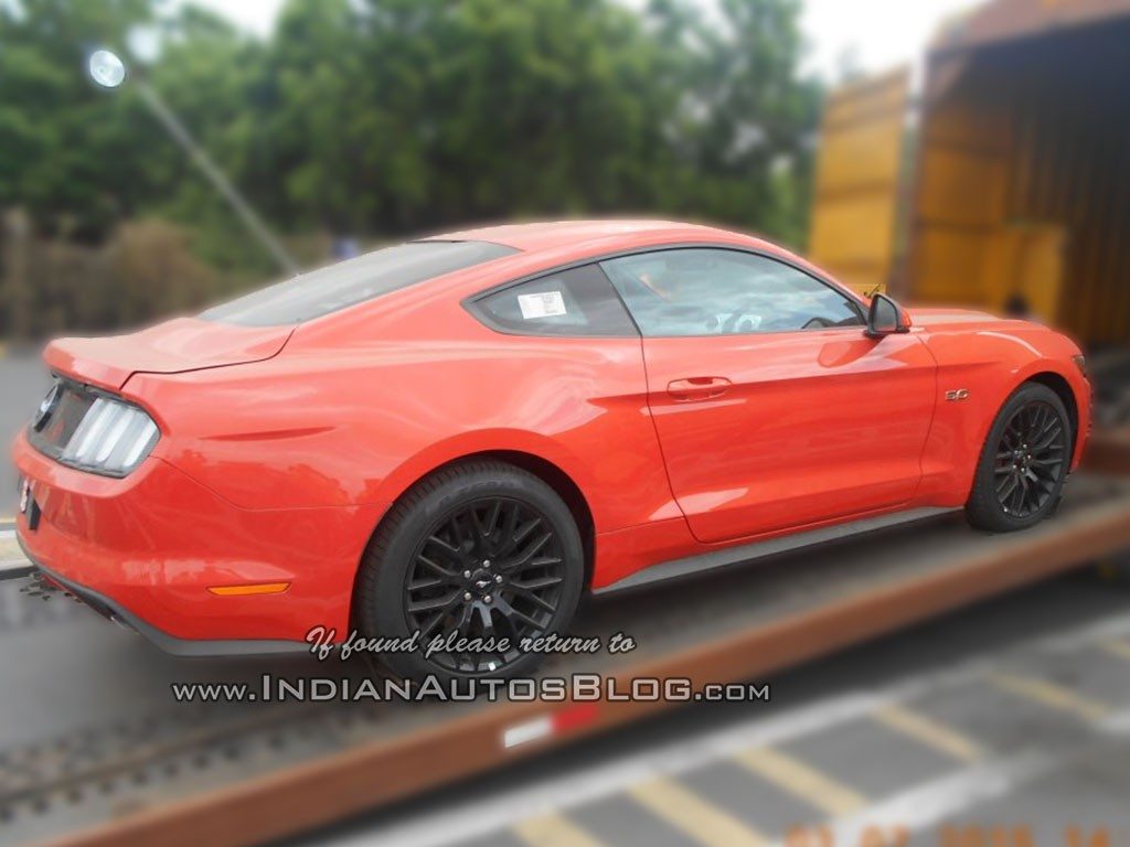 2015 Ford Mustang spied in India (3)