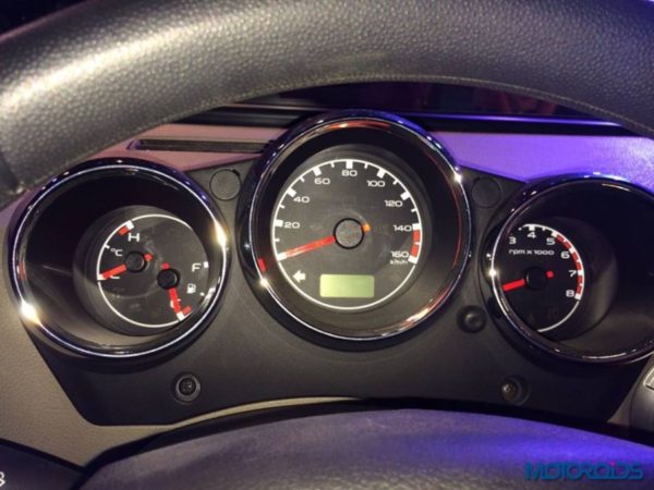 Mahindra Thar instrument cluster